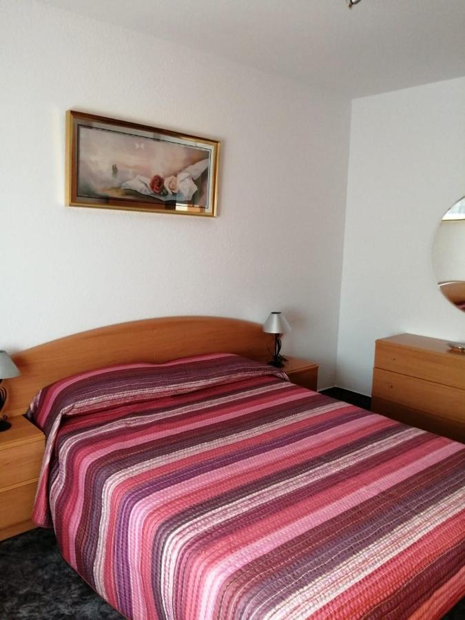 Apartamento Bella Carmen : Para 6 Personas Cunit Kültér fotó